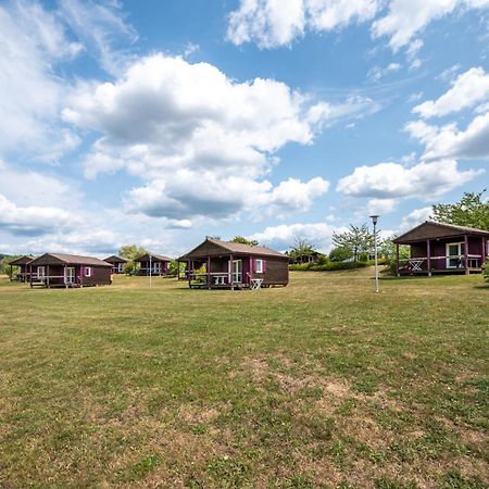 Camping Les Vosges Du Nord Oberbronn Esterno foto