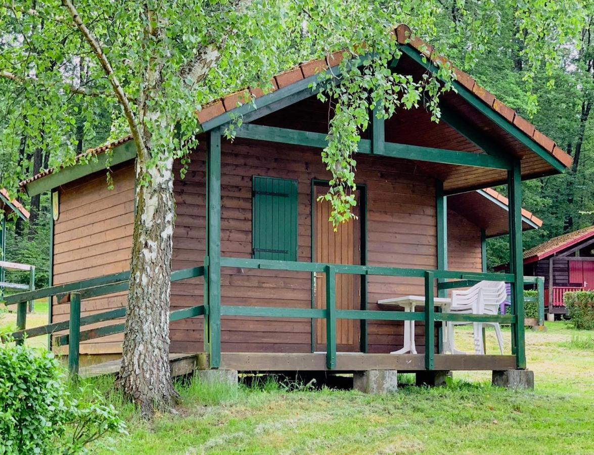 Camping Les Vosges Du Nord Oberbronn Esterno foto