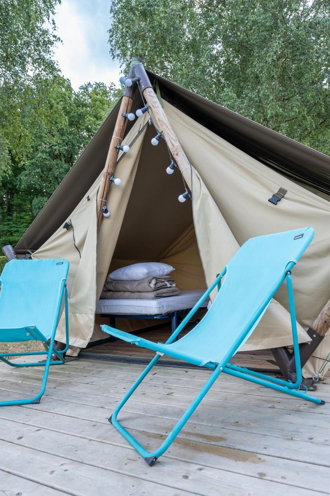 Camping Les Vosges Du Nord Oberbronn Camera foto